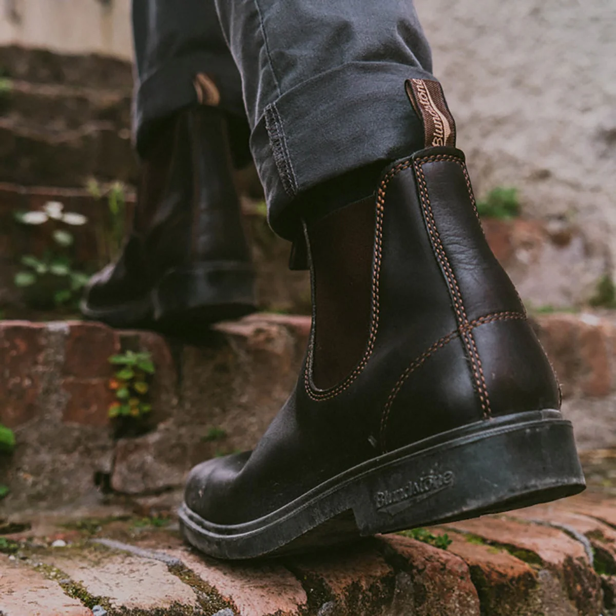 062 Dress Chelsea Boot - Stout Brown - Image 5
