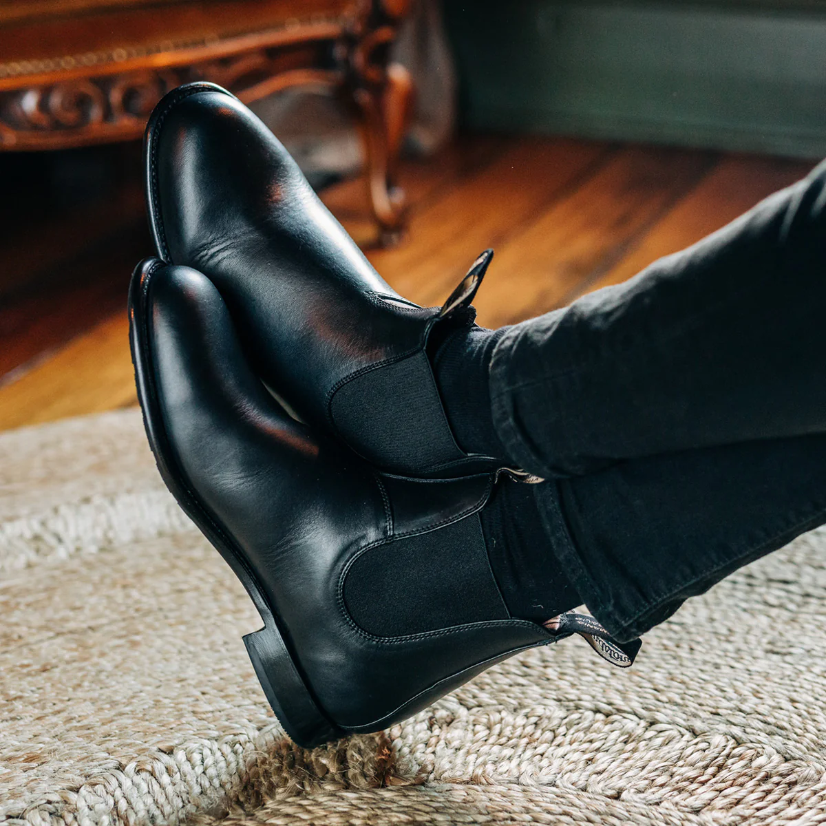 152 Heritage Chelsea Boot - Black - Image 4