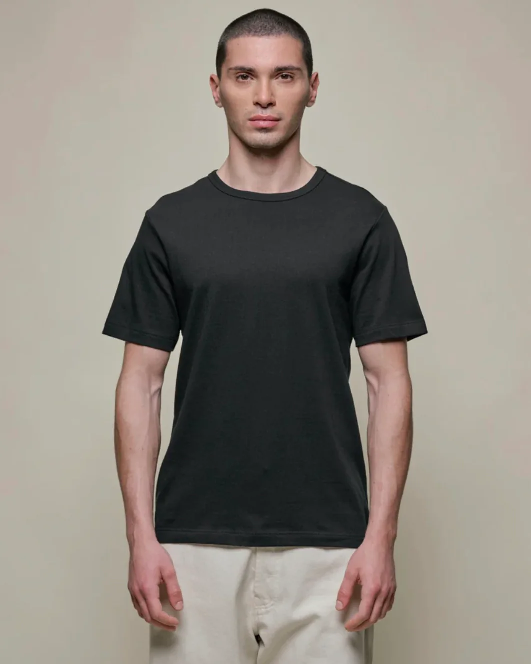 1950s Loopwheeled Classic Fit Lightweight T-Shirt - Deep Black - Image 4