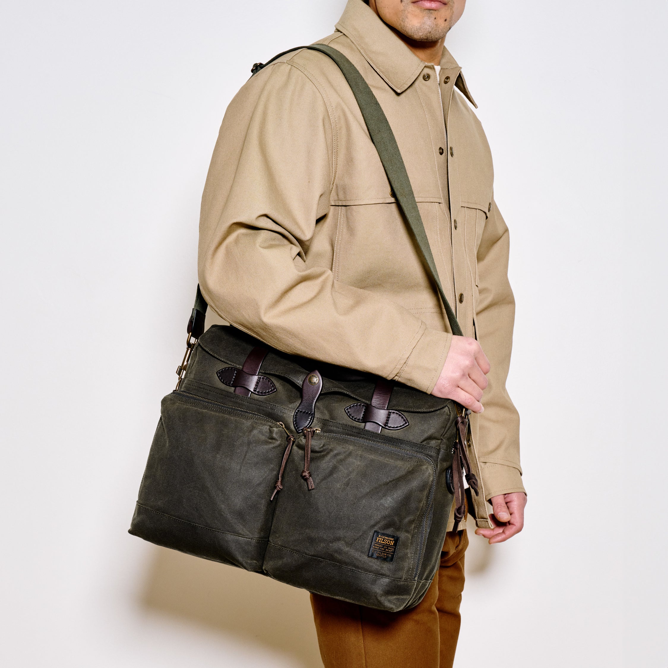 24 Hour Tin Cloth Briefcase - Otter Green - Image 2