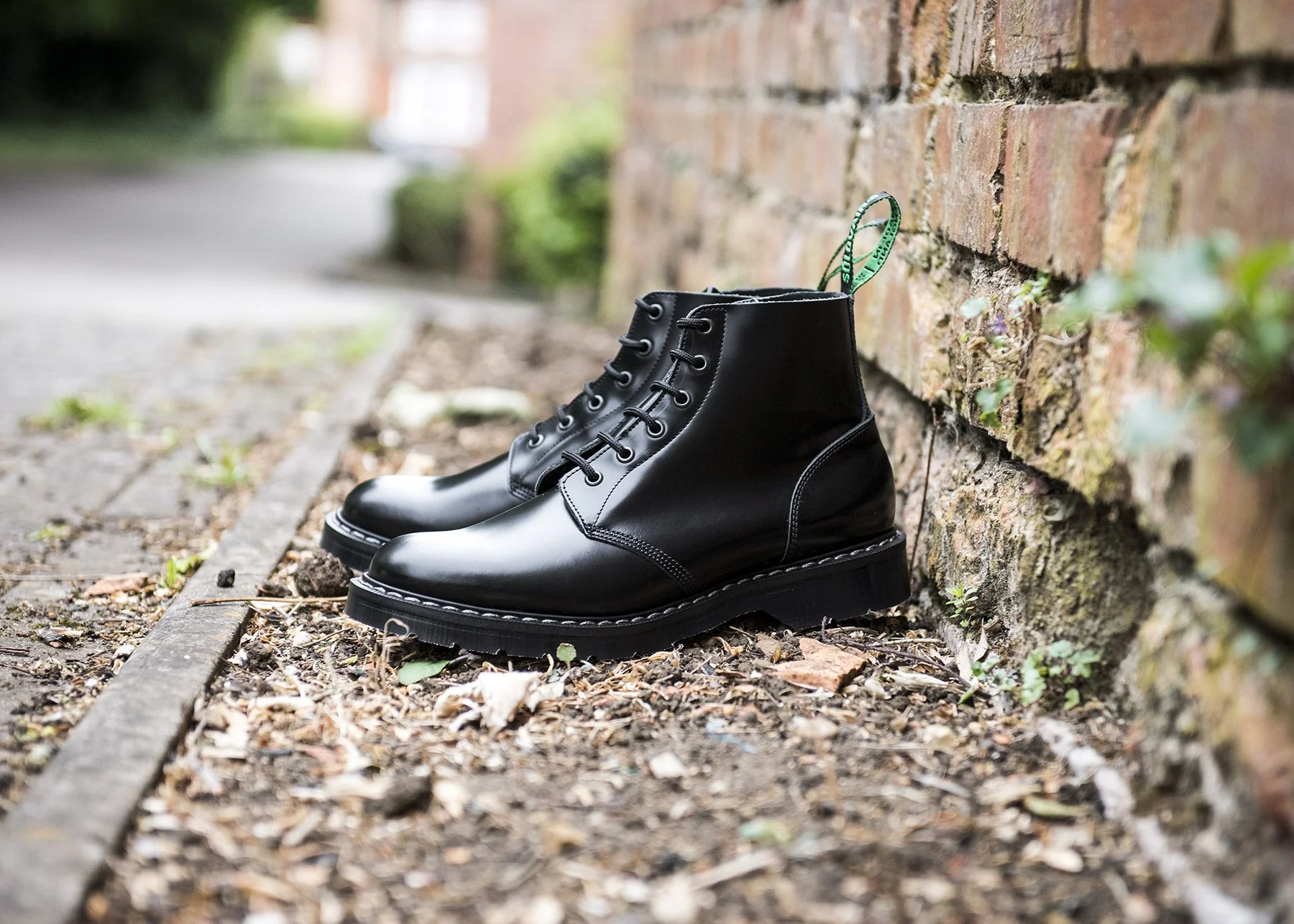 6 Eye Astronaut Boot - Hi-Shine Black - Image 5