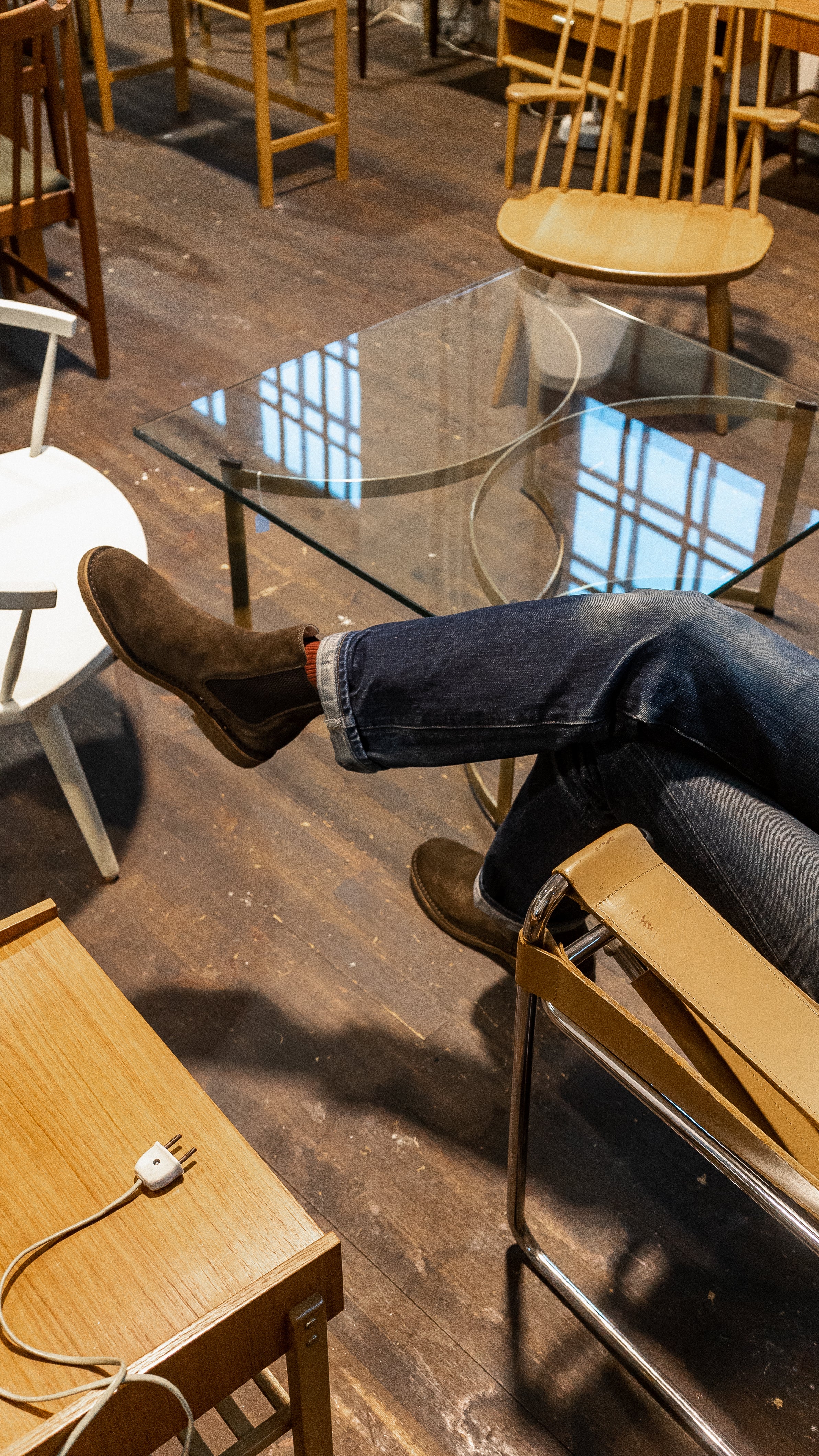 Bitflex Chelsea Boot- Dark Chestnut Suede - Image 5