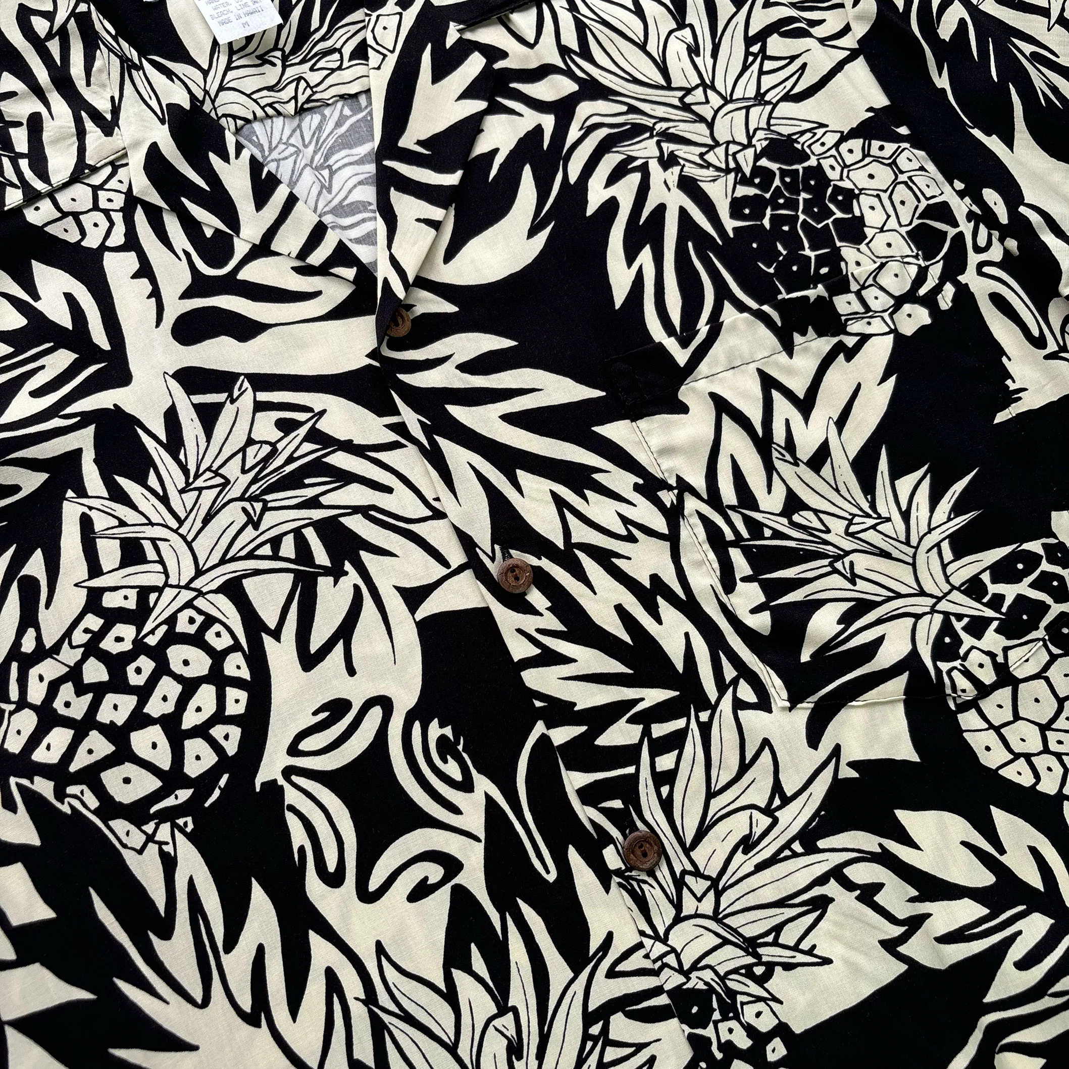 Classic Aloha Shirt - Wild Pineapple Black - Image 4
