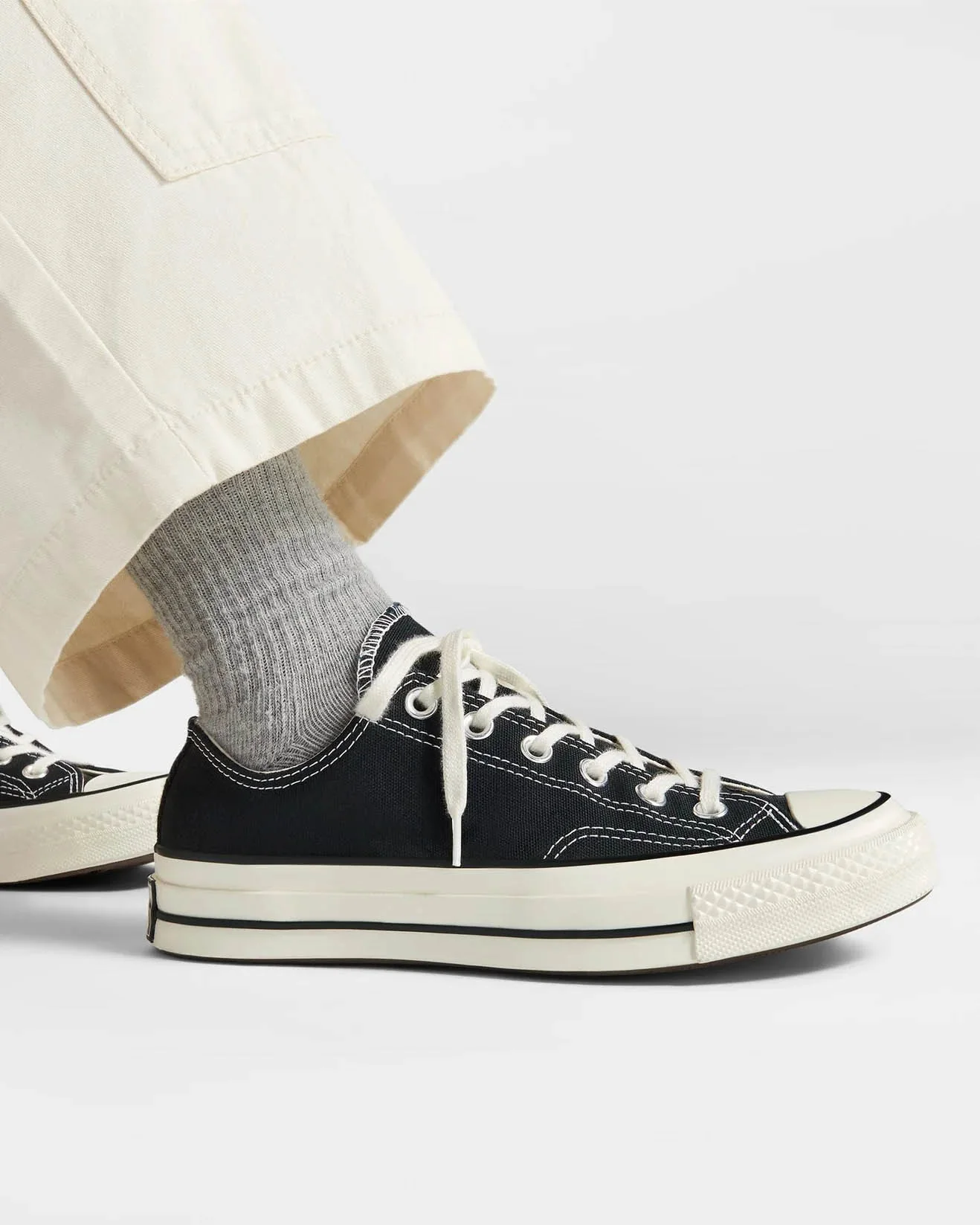 Chuck 70 Low Top - Black - Image 3