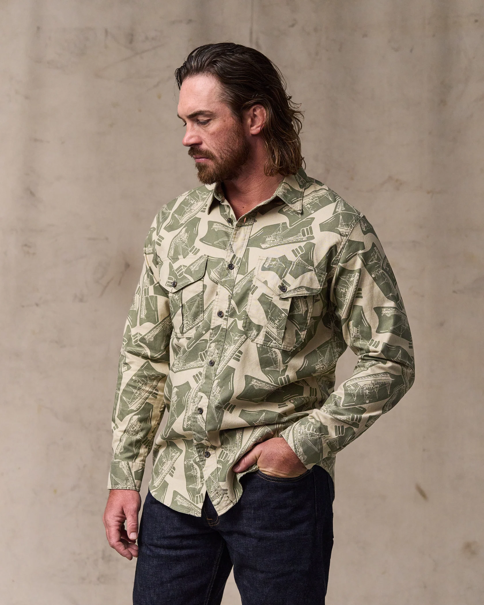 Lightweight Alaskan Guide Shirt - Khaki / Boat Print - Image 5