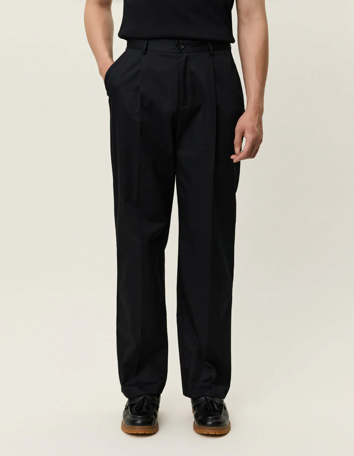 Reece Pleated Twill Pants - Black - Image 2