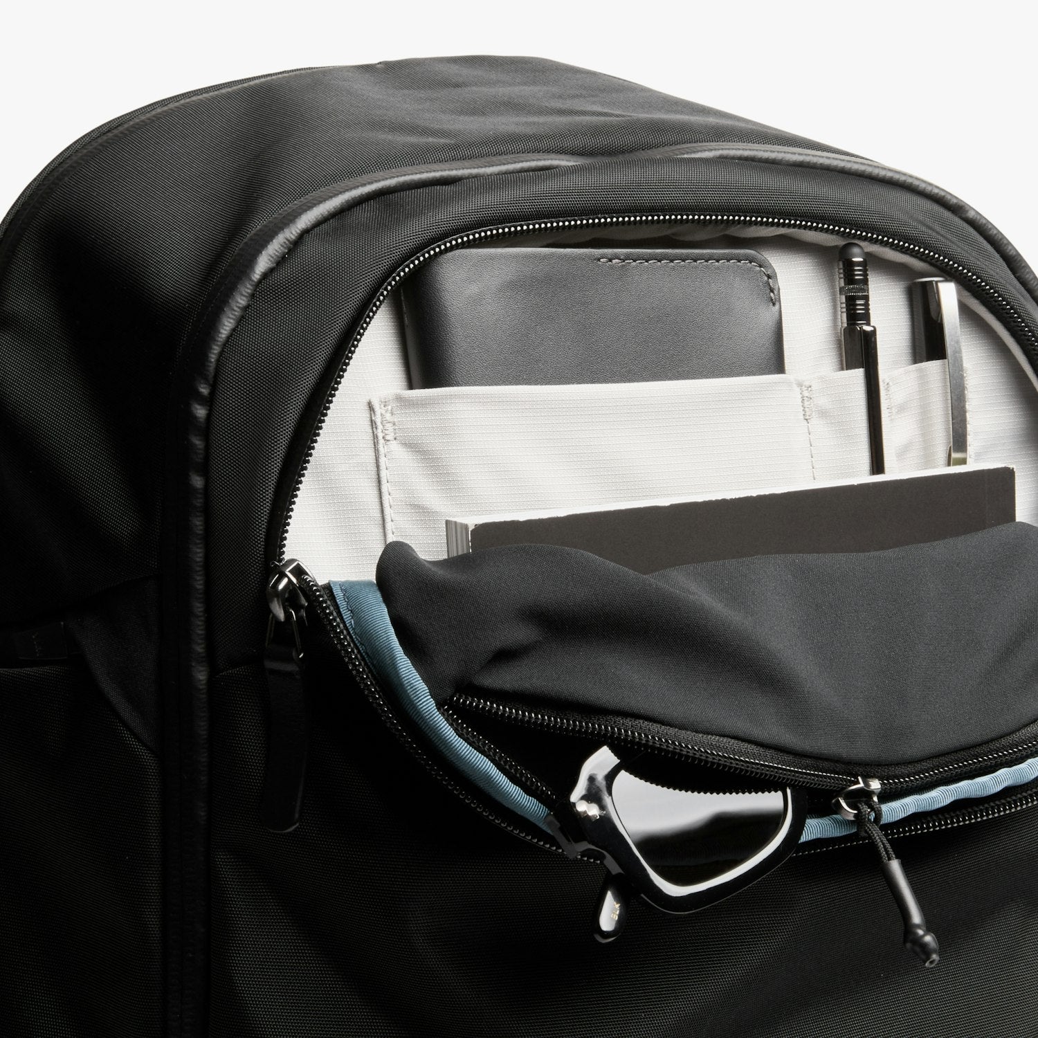 Transit Workpack Pro 28L - Black - Image 5